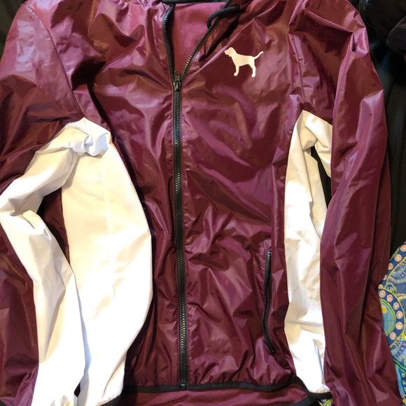 Victoria Secrets Pink jacket size M-L like new - Picture 2 of 2